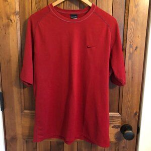 NIKE SPHERE DRY Red Short Sleeve Performance Workout Shirt